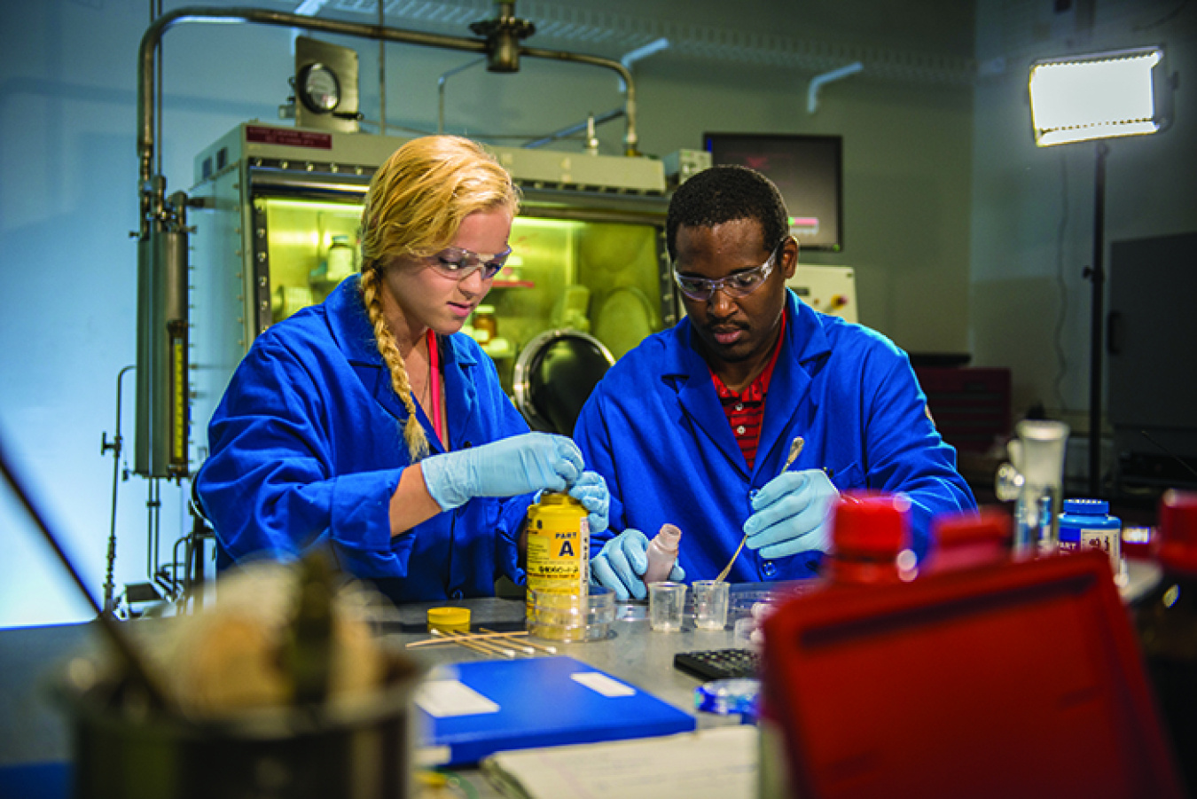 Lab Interns 7-26-16 001_700 pixels.jpg