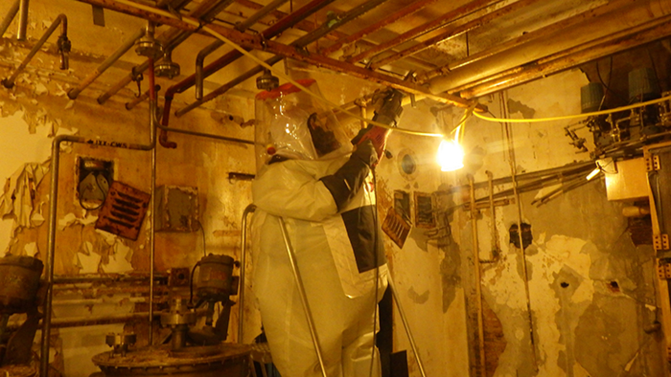 May 2016 242-Z Preps E-4 Removal (10)_700 pixels.jpg