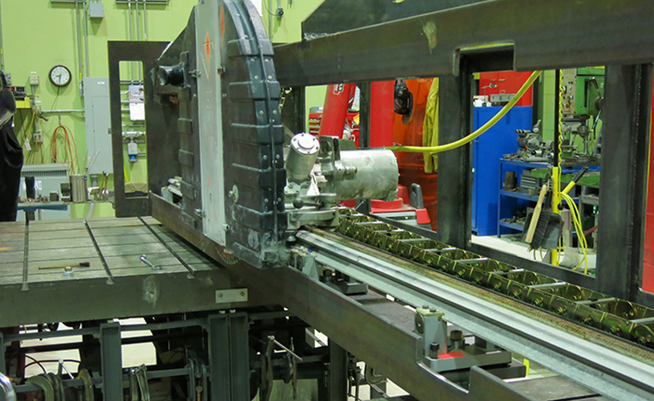 Mock-up Saw_700 pixels.jpg