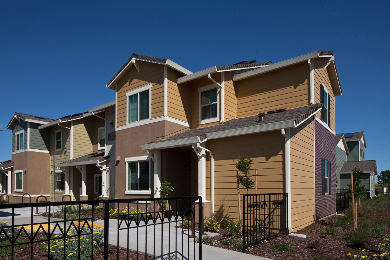 Image related to DOE Zero Energy Ready Home Case Study: Mutual Housing California, Mutual Housing at Spring Lake, Woodland, CA