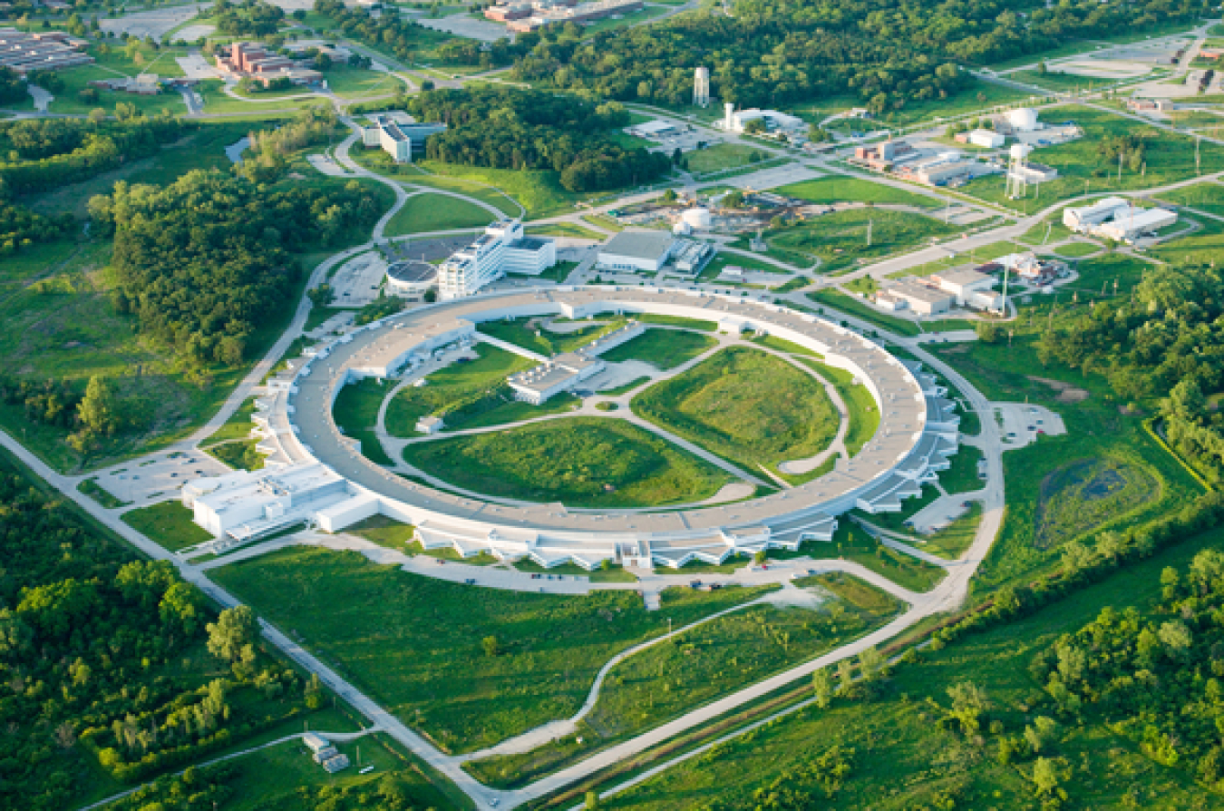 Scientists at ANL’s Advanced Photon Source use X-ray spectroscopy to characterize catalysts for converting biomass into fuels.