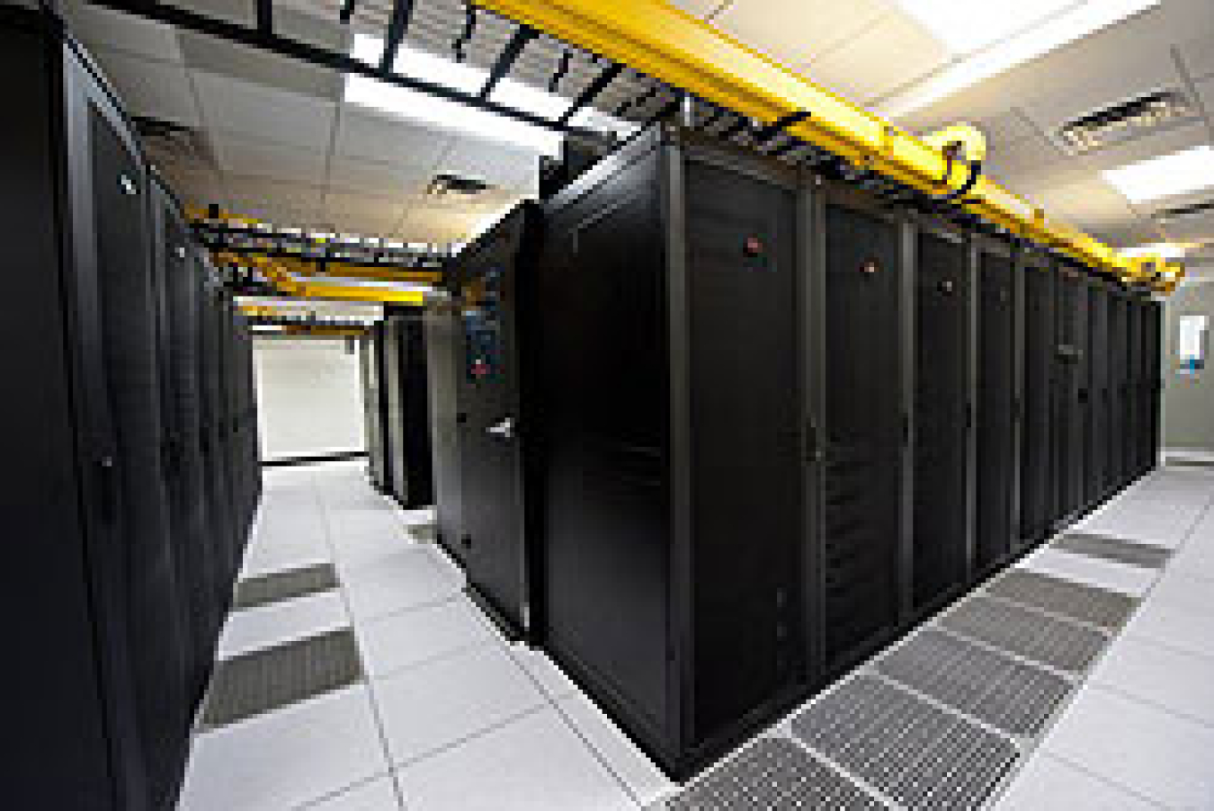 datacenter_pix18784.jpg
