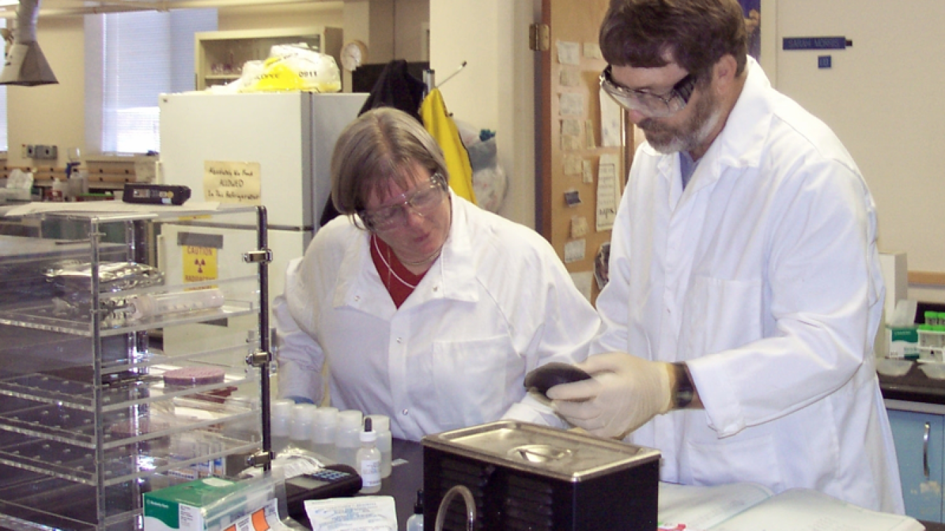 ESL scientists perform applied research and laboratory-scale demonstrations of soil and groundwater remediation and treatment technologies.