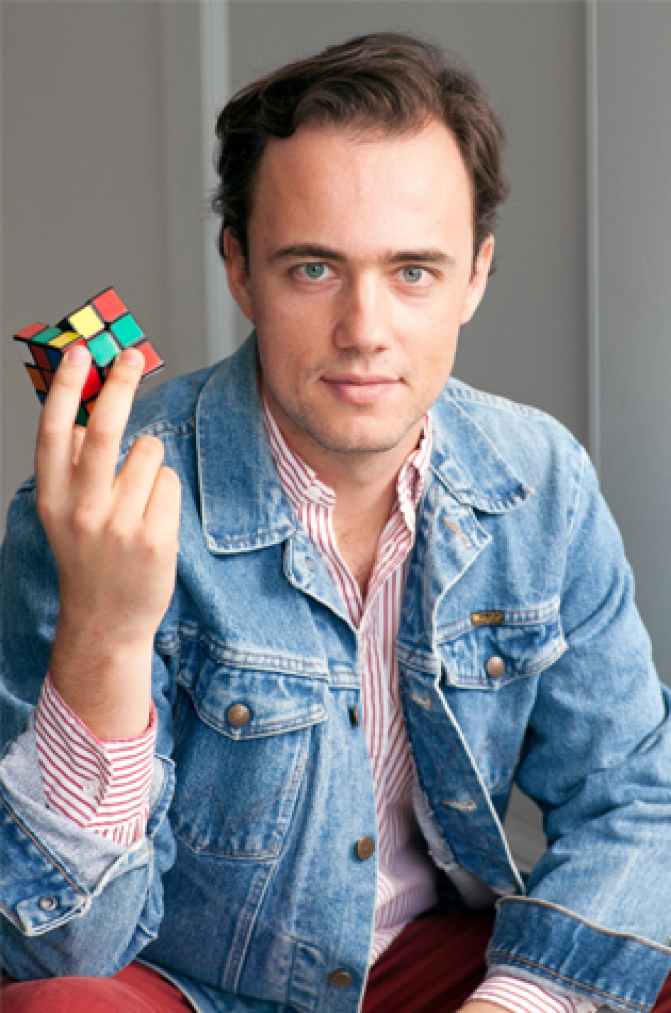 Ian Scheffler is an author and a Rubik's speedcuber.