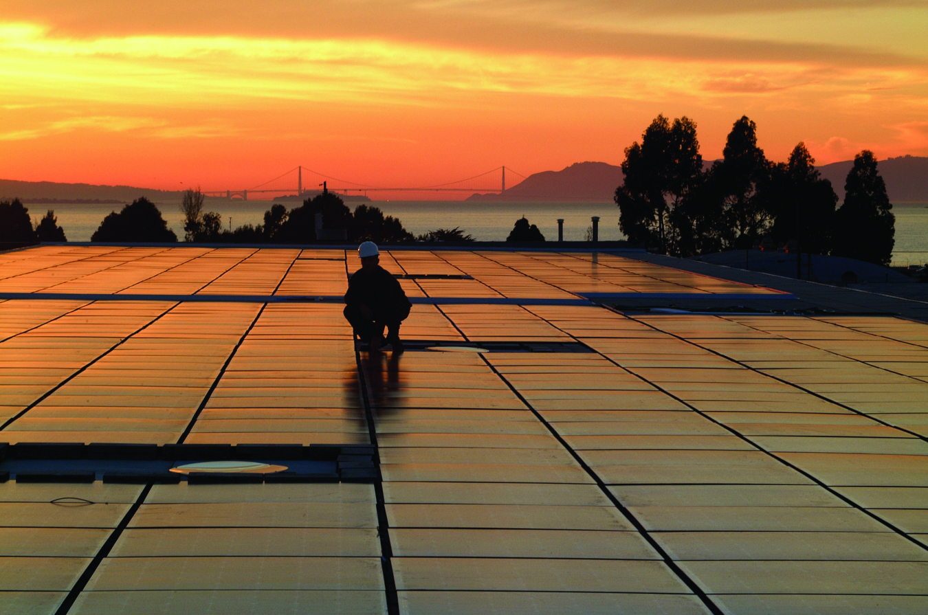 photo_pv_commercial_sunpower_sunset_2005_high_0.jpg
