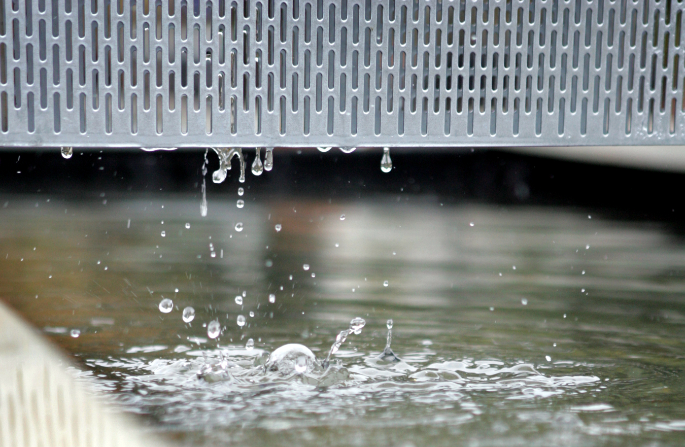 photo_pv_residential_solardecathlon_universityofwisconsin_2009_high_0.jpg