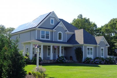 Homeowner’s Guide to Going Solar