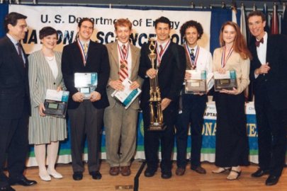 Champions in Science Whose Stars Are Still Rising: Profile of Paco Jain, National Science Bowl Champion (1998)