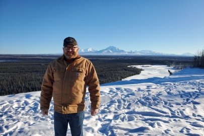 Givey Kochanowski outside in Alaska