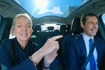Last week, Energy Secretary Jennifer M. Granholm and Transportation Secretary Pete Buttigieg hit the road in an electric vehicle (EV) and drove to Takoma Park, Maryland. With cameras rolling, the two Cabinet members provided a glimpse into what fun a short road trip can be.