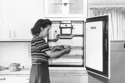 Energy Saver 101 History Timeline: Refrigeration and Refrigerators