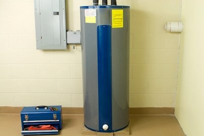 WATER HEATERS− SAFETY STANDARDS