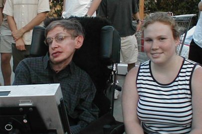Jora Jacobi had the privilege of meeting Dr. Stephen Hawking at a Caltech event. 