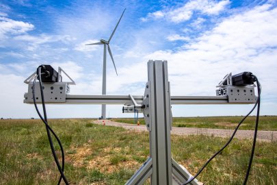 ThermalTracker-3D tracks an unmanned aerial system (visible top, center) during testing at the NREL Flatirons Campus.