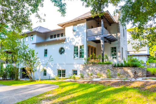 SCC Group and WATERSHED built this 5,750-square-foot custom home in Fairhope, Alabama, to the high performance criteria of the U.S. Department of Energy Zero Energy Ready Home (ZERH) program.