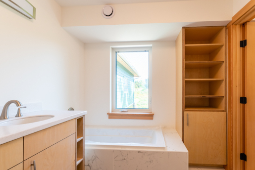 TC Legend Homes Builders built this 1,935-square-foot custom home in Bellingham, Washington, to the high performance criteria of the U.S. Department of Energy Zero Energy Ready Home (ZERH) program.