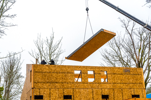 TC Legend Homes Builders built this 1,935-square-foot custom home in Bellingham, Washington, to the high performance criteria of the U.S. Department of Energy Zero Energy Ready Home (ZERH) program.