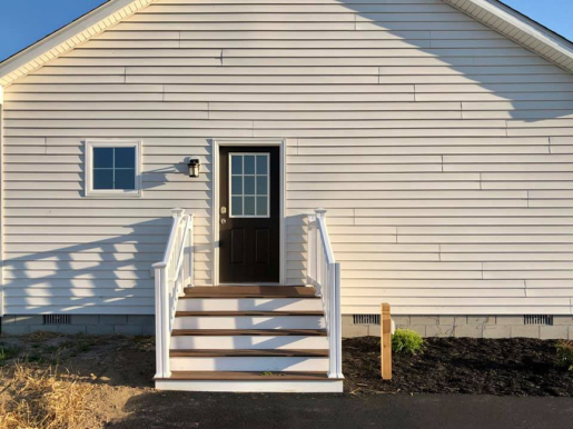 Energize Delaware’s ZeMod Program and Beracah Homes built this 1,209-square-foot affordable home in Lincoln, Delaware, to the high performance criteria of the U.S. Department of Energy Zero Energy Ready Home (ZERH) program.