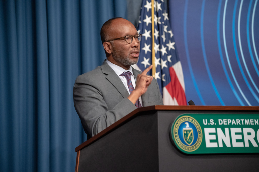 Photo of DOE OSDBU Director Ron Pierce at Veterans Small Business Event