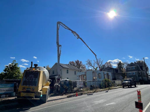 Habitat for Humanity North Central CT built this 1,396-square-foot affordable home in Hartford, Connecticut, to the high performance criteria of the U.S. Department of Energy’s Zero Energy Ready Home (ZERH) program.