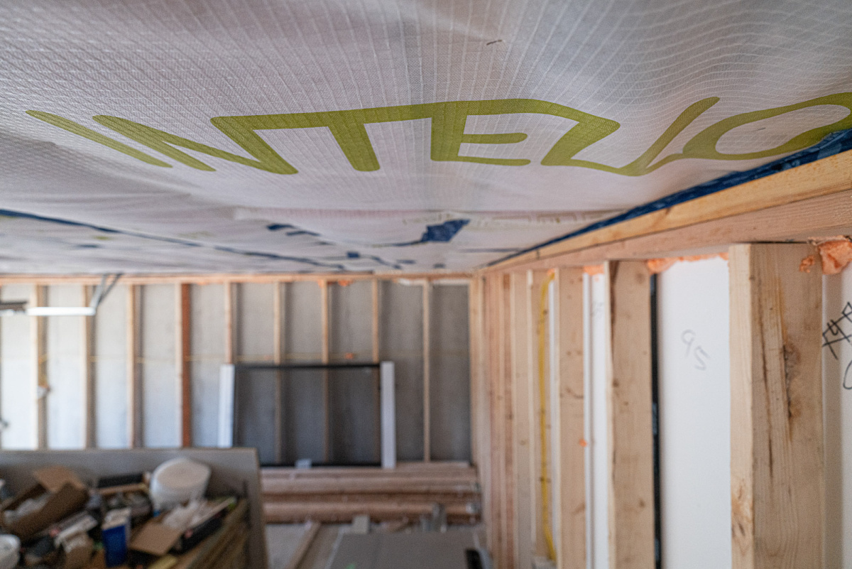 Kala Performance Homes built this 2,901-square-foot custom home in Kansas City, Missouri, to the high performance criteria of the U.S. Department of Energy’s Zero Energy Ready Home (ZERH) program.