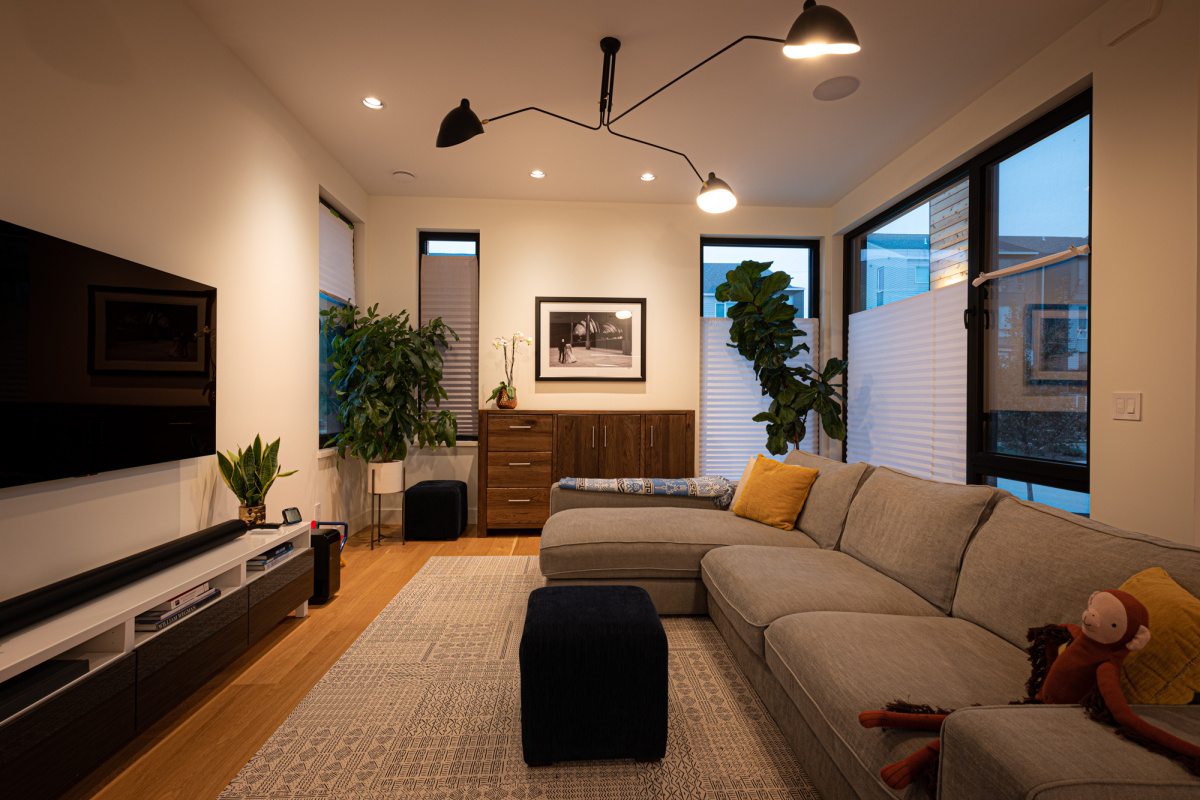 Kala Performance Homes built this 2,901-square-foot custom home in Kansas City, Missouri, to the high performance criteria of the U.S. Department of Energy’s Zero Energy Ready Home (ZERH) program.