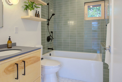 Targa Homes built this 1,000-square-foot custom home in Seattle, Washington, to the high performance criteria of the U.S. Department of Energy’s Zero Energy Ready Home (ZERH) program.