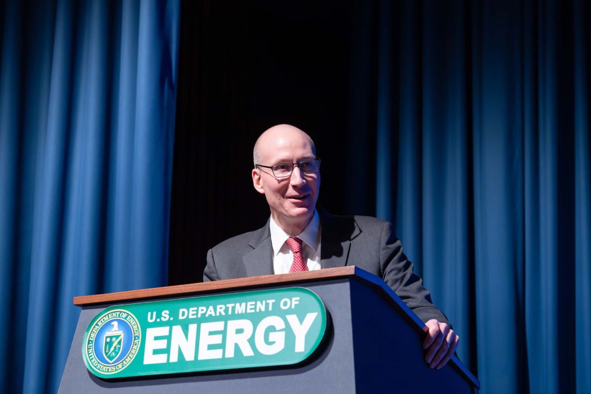  Deputy Secretary David Turk delivers remarks at the Secretary’s Honor Awards Ceremony. 