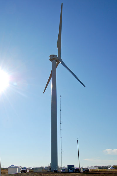 The 2.5-MW Clipper wind turbine installed at the University of Minnesota’s Eolos Wind Energy Research Station in Rosemount.