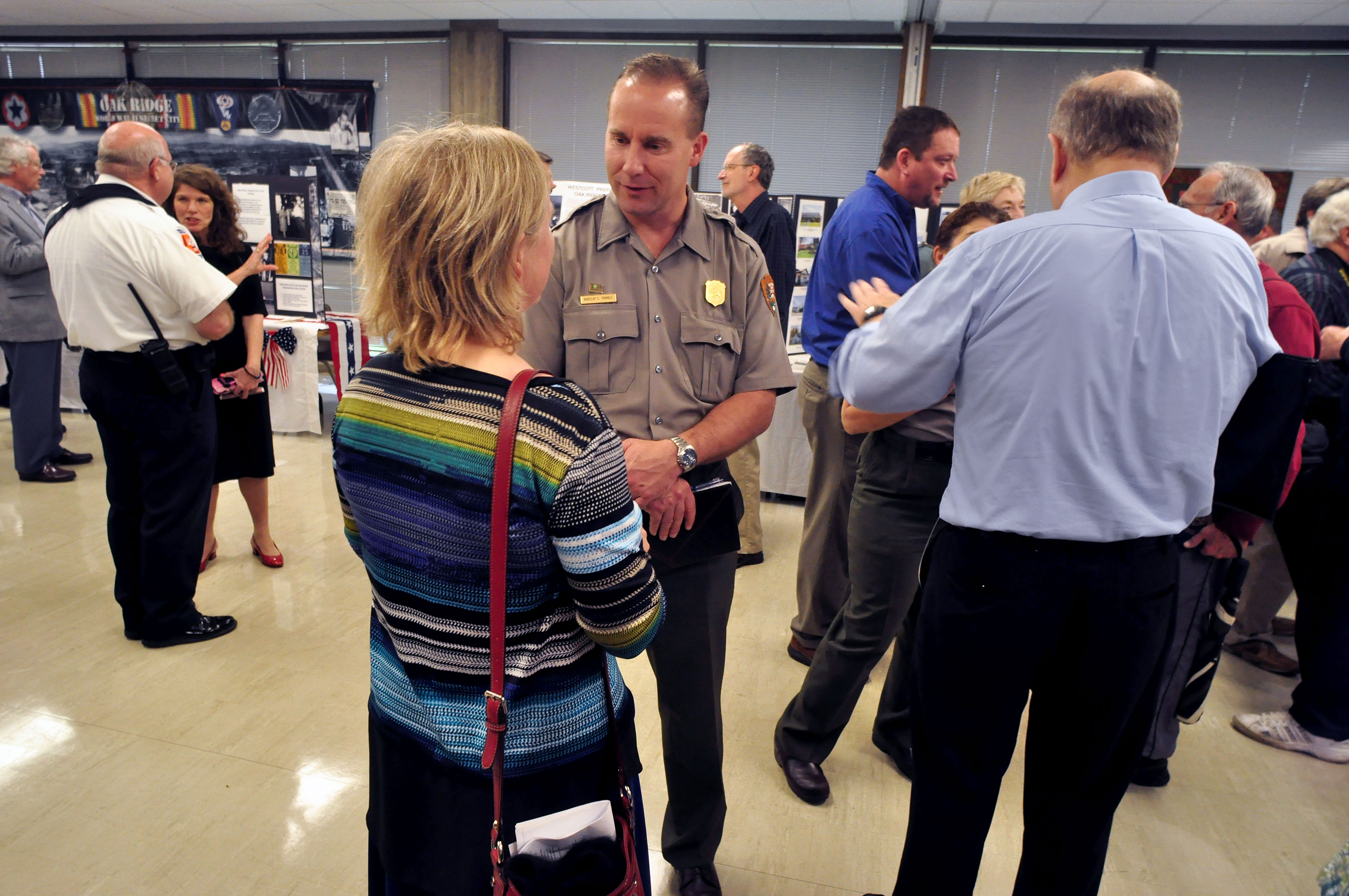 Oak Ridge community meets the park service Oak Ridge community meets the park service