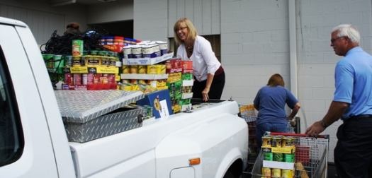Em S Portsmouth Site Donations Lead To Food Pantry Reopening