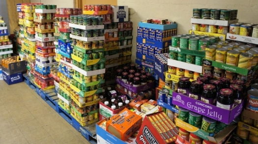 Em S Portsmouth Site Donations Lead To Food Pantry Reopening