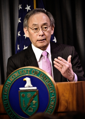 U.S. Secretary of Energy Steven Chu during an online town hall to discuss President Obama's clean energy and innovation agenda on January 11, 2011. | Photo by Charles Watkins, Contractor, Energy Department U.S. Secretary of Energy Steven Chu during an online town hall to discuss President Obama's clean energy and innovation agenda on January 11, 2011. | Photo by Charles Watkins, Contractor, Energy Department