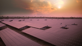 Fonroche site in Rajasthan, India using First Solar modules. | Photo courtesy of First Solar Fonroche site in Rajasthan, India using First Solar modules. | Photo courtesy of First Solar