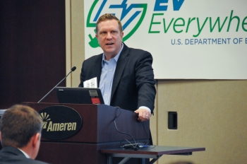 Assistant Secretary Danielson spoke about the importance of stakeholder collaboration to realize the goals of EV Everywhere. | Photo courtesy of Ameren Corporation Assistant Secretary Danielson spoke about the importance of stakeholder collaboration to realize the goals of EV Everywhere. | Photo courtesy of Ameren Corporation