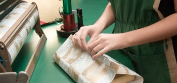 Giving energy-efficient gifts is an easy way to save money and energy year-round. | Photo courtesy of ©iStockphoto.com/nano Giving energy-efficient gifts is an easy way to save money and energy year-round. | Photo courtesy of ©iStockphoto.com/nano