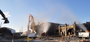 Workers completed the demolition of the north end of the K-25 Building today. Workers completed the demolition of the north end of the K-25 Building today.