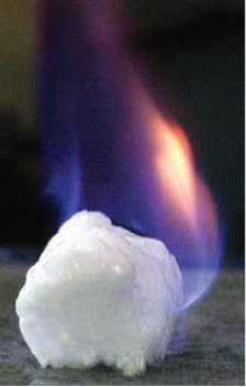 Methane hydrates are 3D ice-lattice structures with natural gas locked inside. If methane hydrate is either warmed or depressurized, it will release the trapped natural gas. Methane hydrates are 3D ice-lattice structures with natural gas locked inside. If methane hydrate is either warmed or depressurized, it will release the trapped natural gas.
