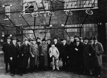 Electricity pioneer Charles Proteus Steinmetz (center in light-colored suit) poses with Albert Einstein (immediate left) and other inventors at the RCA Brunswick, New Jersey, wireless station in 1921. | Photo courtesy of Franklin Township Public Library Archive. Electricity pioneer Charles Proteus Steinmetz (center in light-colored suit) poses with Albert Einstein (immediate left) and other inventors at the RCA Brunswick, New Jersey, wireless station in 1921. | Photo courtesy of Franklin Township Public Library Archive.