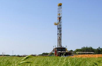 The Unconventional Resources Technology Advisory Committee advises DOE on its research in unconventional oil and natural gas resources, such as shale gas. The Unconventional Resources Technology Advisory Committee advises DOE on its research in unconventional oil and natural gas resources, such as shale gas.
