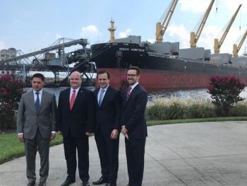 DOEâs Acting Assistant Secretary for International Affairs, Wells Griffith, toured the loading facility at the Port of Baltimore and provided brief press remarks to mark this historic occasion. He was joined by DOCâs Acting Under Secretary for ITA Israel