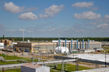The C-400 Cleaning Building is located near the center of the Paducah Gaseous Diffusion Plant site.