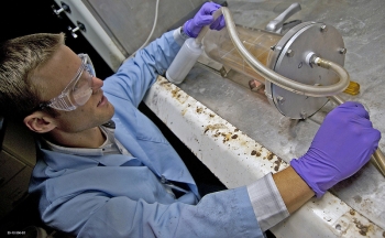 David Parkinson of Los Alamos National Laboratory