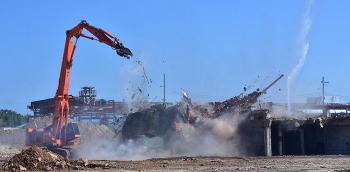 Since its contract began in 2011, URS | CH2M Oak Ridge has helped tear down three massive gaseous diffusion uranium enrichment buildings, including K-27, pictured above.