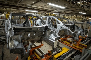 2018 Nissan Leaf production at Smyrna Vehicle Assemembly