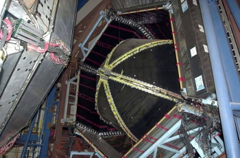 The teamâs data came from Jefferson Lab's Experimental Hall B, featuring the Continuous Electron Beam Accelerator Facility Large Acceptance Spectrometer. The teamâs data came from Jefferson Lab's Experimental Hall B, featuring the Continuous Electron Beam Accelerator Facility Large Acceptance Spectrometer.