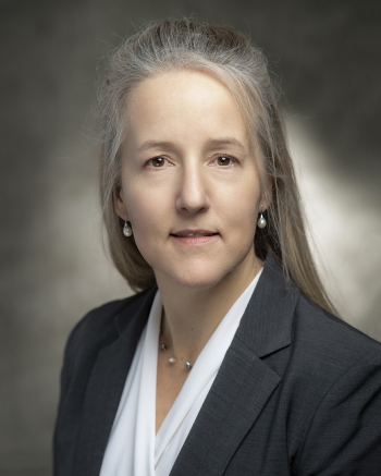 Julie Carruthers Headshot