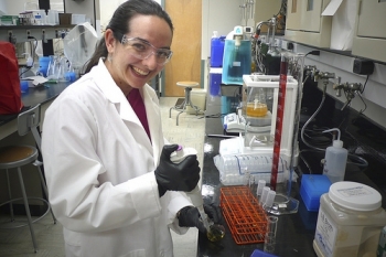 ORISE intern working onsite at FE's National Energy Technology Laboratory.