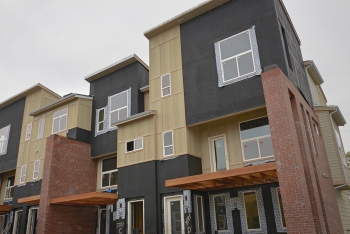 DOE Tour of Zero: Row Homes at Perrin's Row by New Town ...