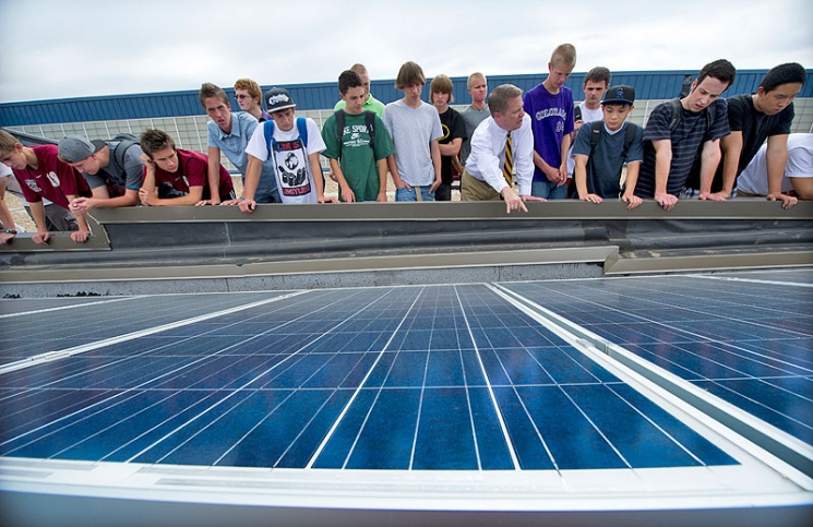 Brighter Future: A Study on Solar in U.S. Schools Brighter Future: A Study on Solar in U.S. Schools